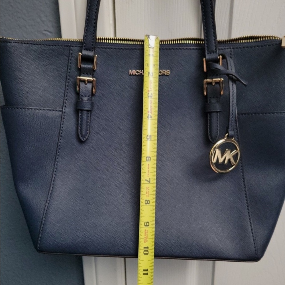 Michael Kors Blue Tote Bag with Stylish Design